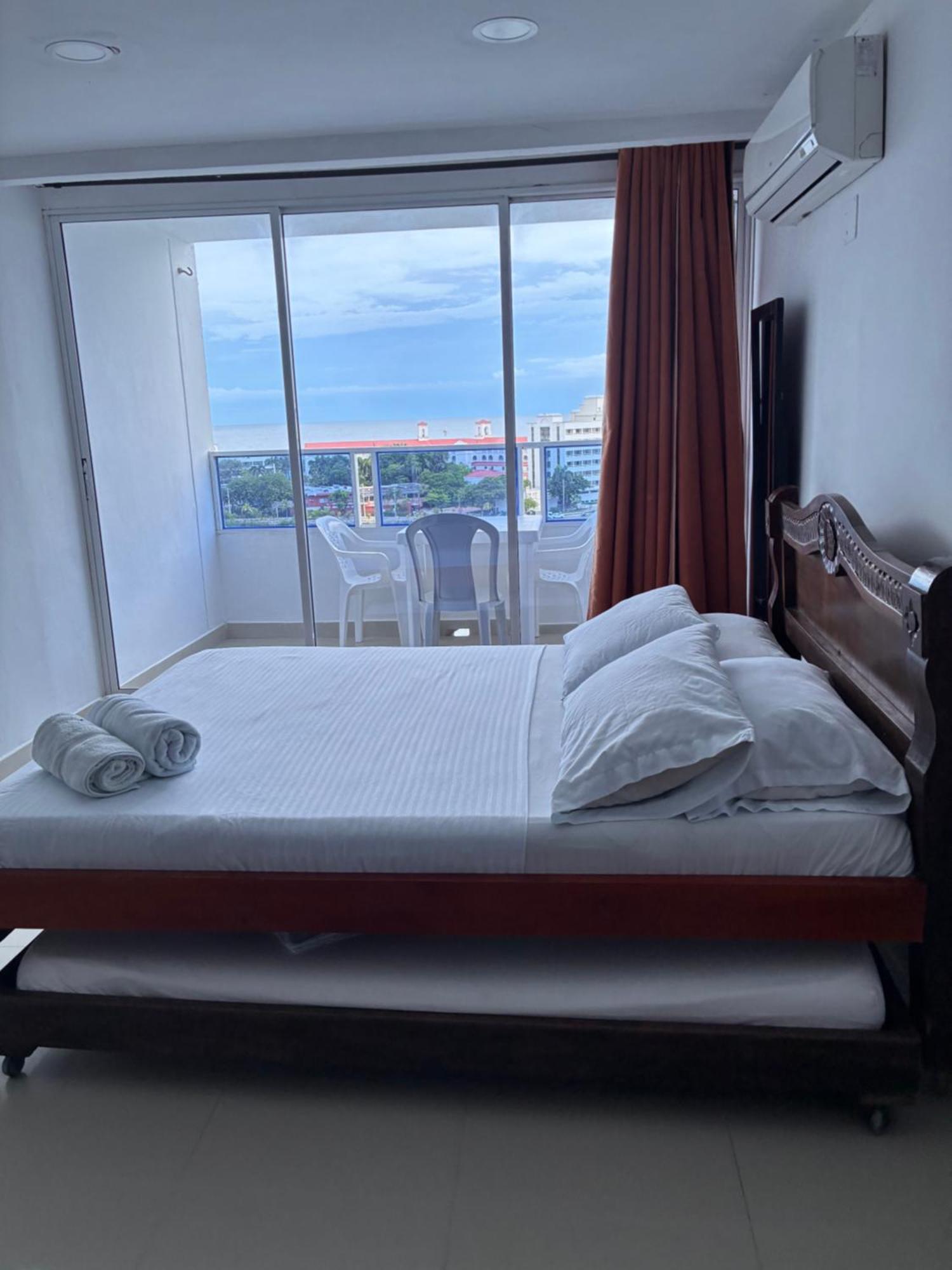 Aparta-estudio Con Hermosa Vista *
