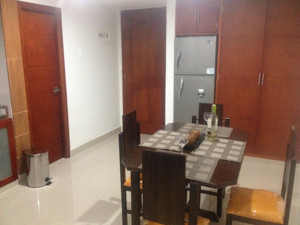 Aparta-estudio Con Hermosa Vista Apartamento